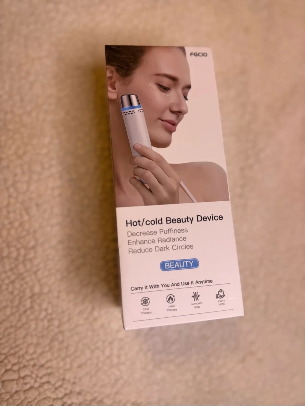 White Hot/Cold Beauty Device for Face – Red Accent